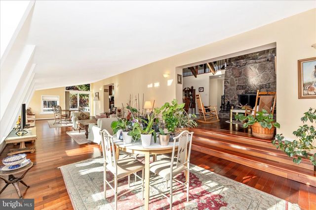 18820 WASCHE RD, Dickerson, MD 20842