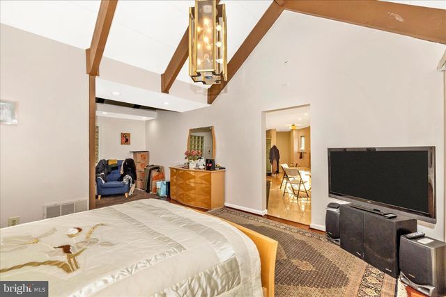 18820 WASCHE RD, Dickerson, MD 20842