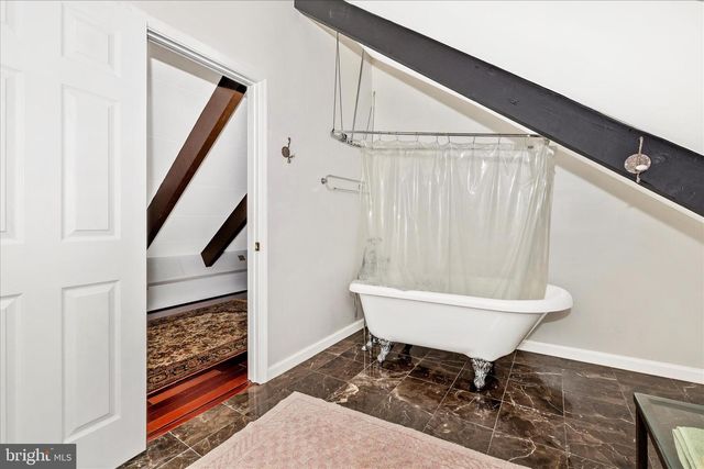 18820 WASCHE RD, Dickerson, MD 20842