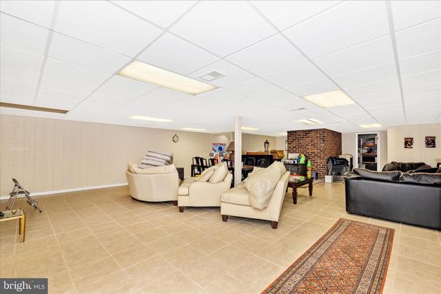 18820 WASCHE RD, Dickerson, MD 20842