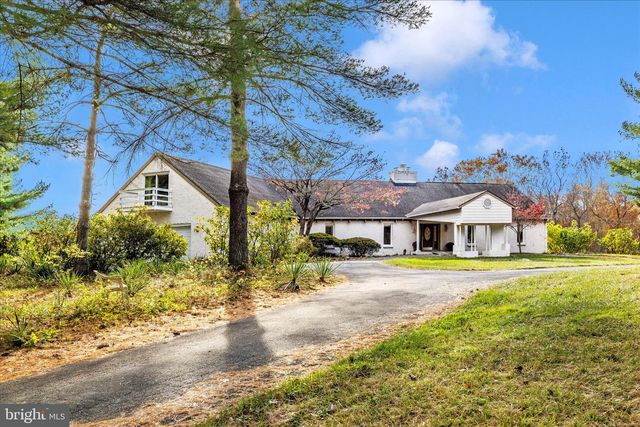 18820 WASCHE RD, Dickerson, MD 20842