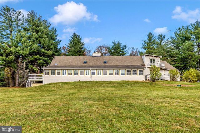 18820 WASCHE RD, Dickerson, MD 20842