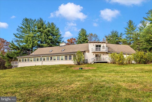 18820 WASCHE RD, Dickerson, MD 20842