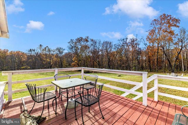 18820 WASCHE RD, Dickerson, MD 20842