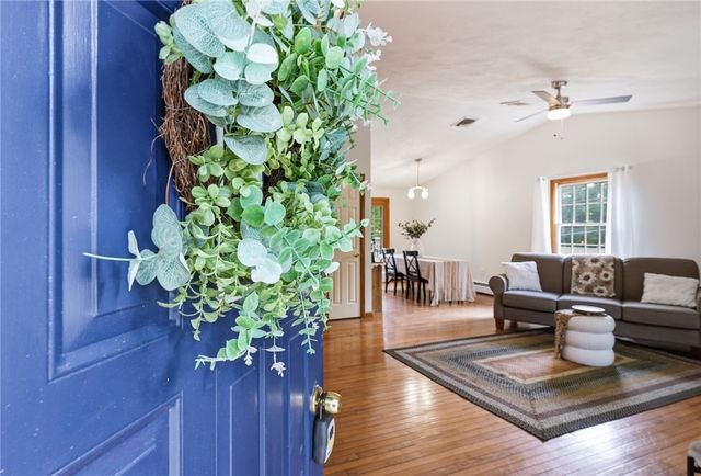 12 View Street, Lincoln, RI 02865