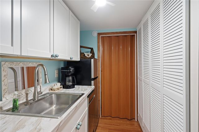 12 View Street, Lincoln, RI 02865