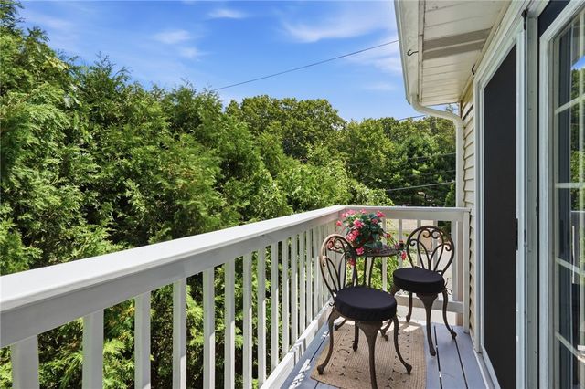 12 View Street, Lincoln, RI 02865
