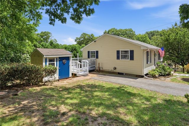 12 View Street, Lincoln, RI 02865