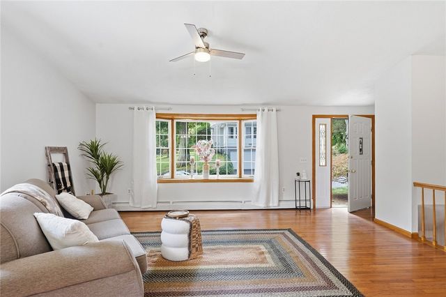 12 View Street, Lincoln, RI 02865