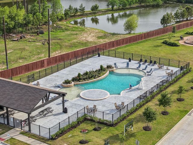 5018 Yellow Ginko Trail, Spring, TX 77373