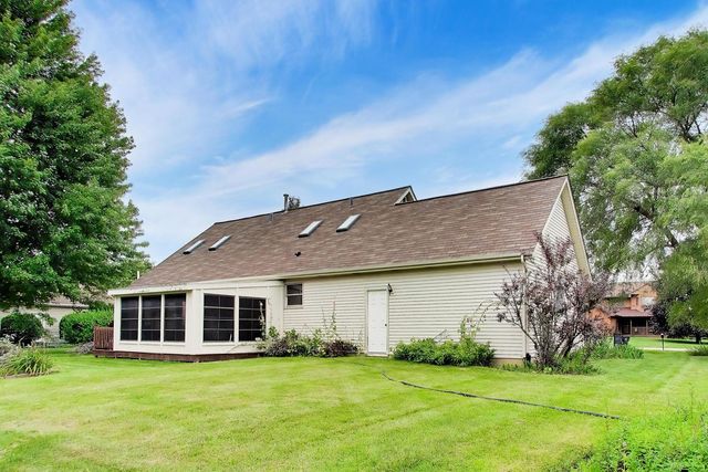 38172 N Holdridge Avenue, Beach Park, IL 60087