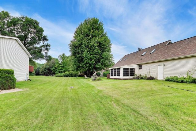 38172 N Holdridge Avenue, Beach Park, IL 60087