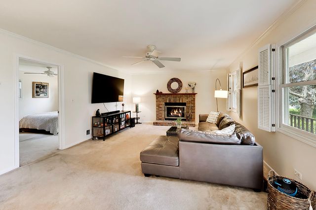 38172 N Holdridge Avenue, Beach Park, IL 60087
