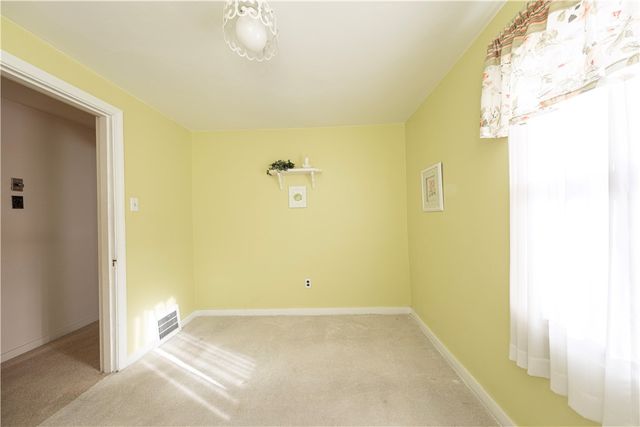 2511 Mcneilly Rd, Baldwin Twp, PA 15226