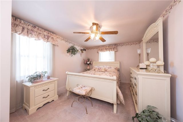 2511 Mcneilly Rd, Baldwin Twp, PA 15226