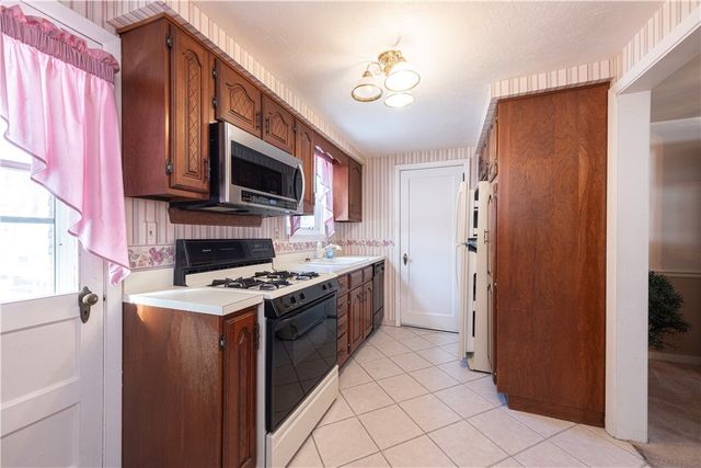 2511 Mcneilly Rd, Baldwin Twp, PA 15226