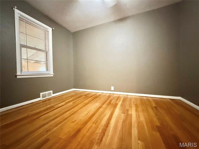 1107 Wilson Street, South Roxana, IL 62087