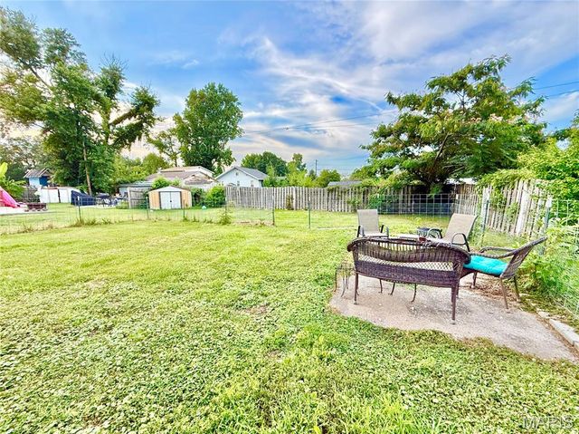 1107 Wilson Street, South Roxana, IL 62087