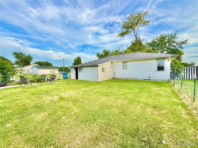 1107 Wilson Street, South Roxana, IL 62087