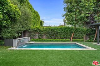 626 N Las Palmas Avenue, Los Angeles, CA 90004