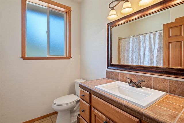 431 E Agate Beach Drive, Shelton, WA 98584