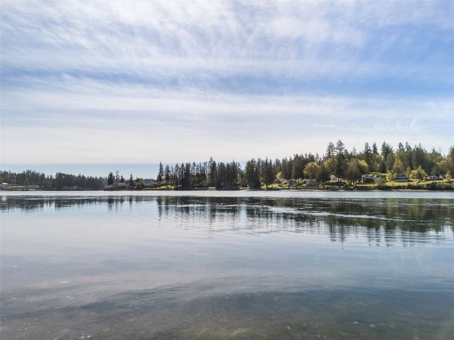 431 E Agate Beach Drive, Shelton, WA 98584