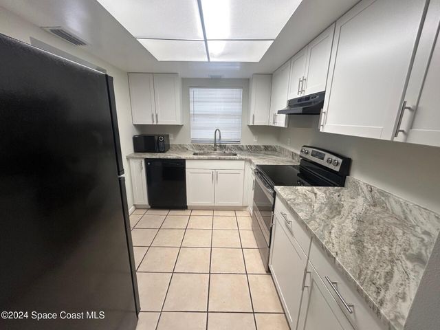 205 Palmetto Avenue 301, Merritt Island, FL 32953