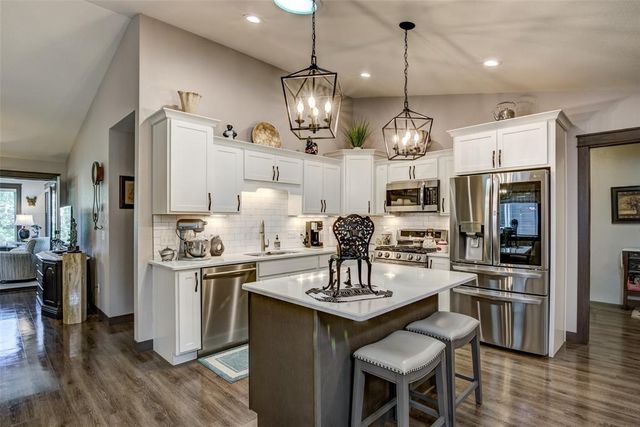 4852 Waylon Street, Eau Claire, WI 54703