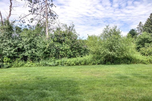 4852 Waylon Street, Eau Claire, WI 54703