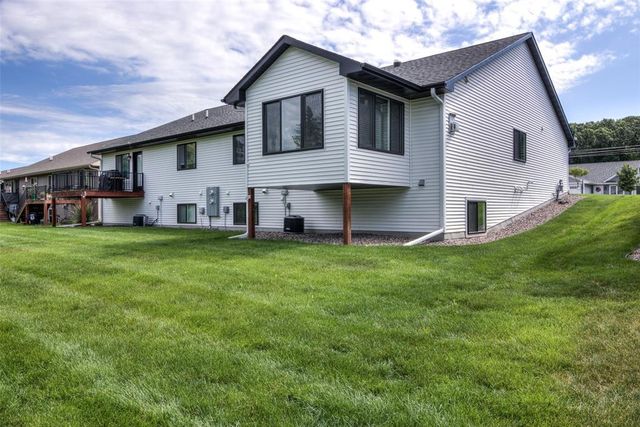 4852 Waylon Street, Eau Claire, WI 54703