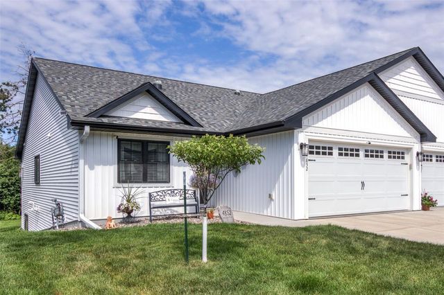 4852 Waylon Street, Eau Claire, WI 54703