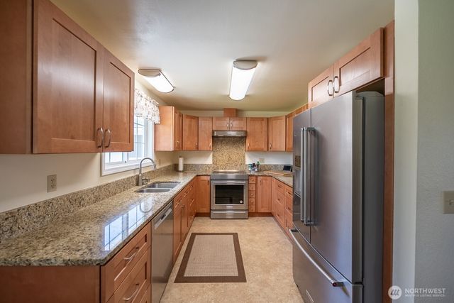 35 Ridge Drive, Ephrata, WA 98823