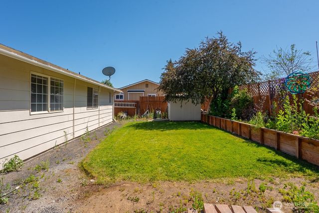 35 Ridge Drive, Ephrata, WA 98823