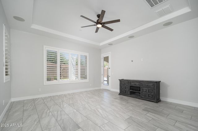 9752 W Rowel Road, Peoria, AZ 85383