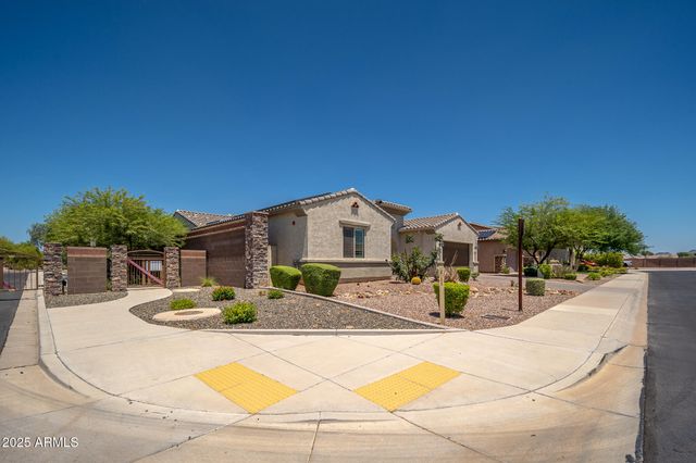 9752 W Rowel Road, Peoria, AZ 85383