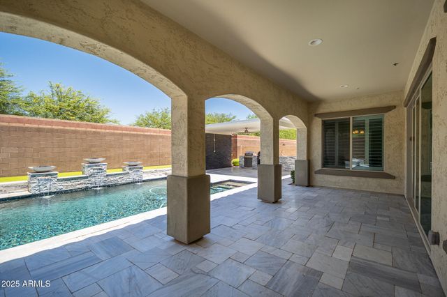 9752 W Rowel Road, Peoria, AZ 85383