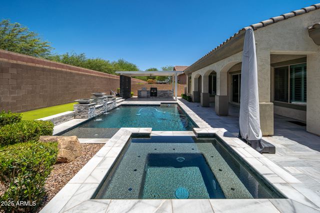 9752 W Rowel Road, Peoria, AZ 85383