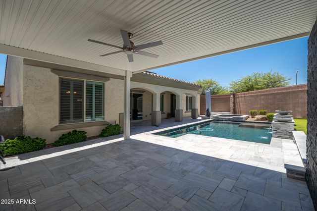 9752 W Rowel Road, Peoria, AZ 85383
