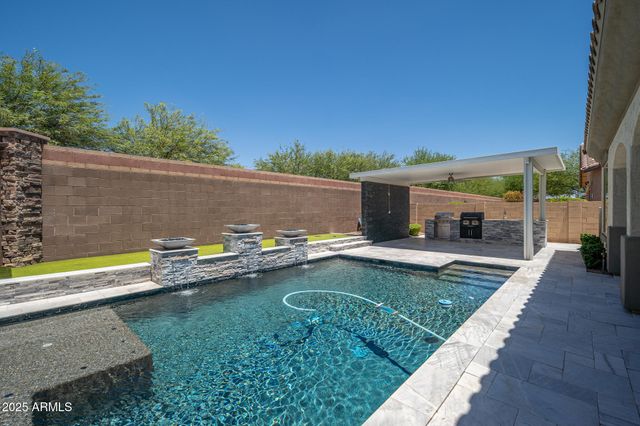 9752 W Rowel Road, Peoria, AZ 85383