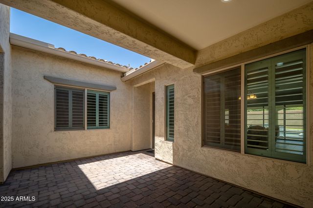9752 W Rowel Road, Peoria, AZ 85383