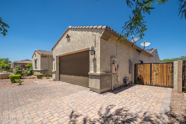 9752 W Rowel Road, Peoria, AZ 85383