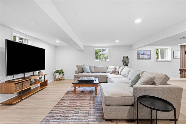 9500 Meadow Lane, Leawood, KS 66206