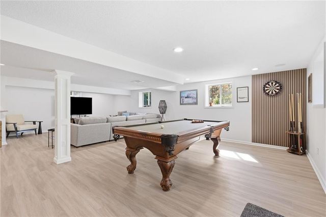 9500 Meadow Lane, Leawood, KS 66206