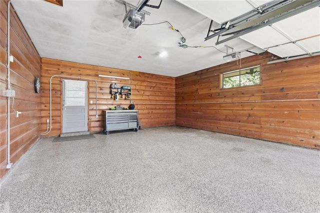 9500 Meadow Lane, Leawood, KS 66206