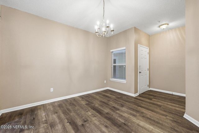 3680 KIRKPATRICK Circle 4, Jacksonville, FL 32210