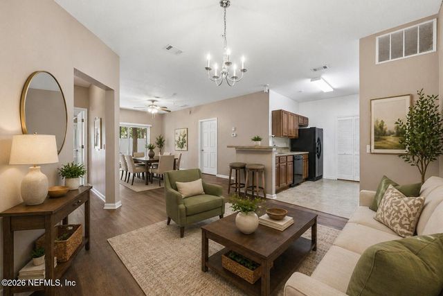 3680 KIRKPATRICK Circle 4, Jacksonville, FL 32210