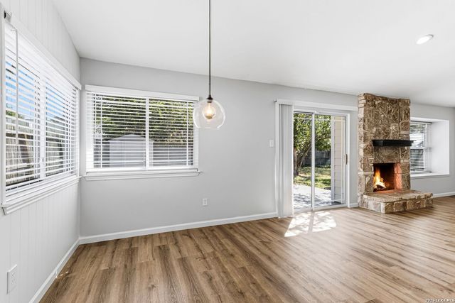 2871 BURNING ROCK ST, San Antonio, TX 78247