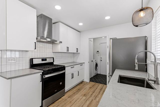 2871 BURNING ROCK ST, San Antonio, TX 78247