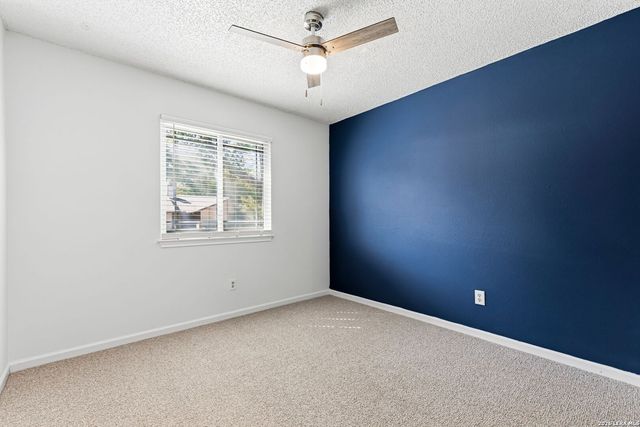 2871 BURNING ROCK ST, San Antonio, TX 78247