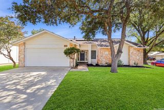 2871 BURNING ROCK ST, San Antonio, TX 78247